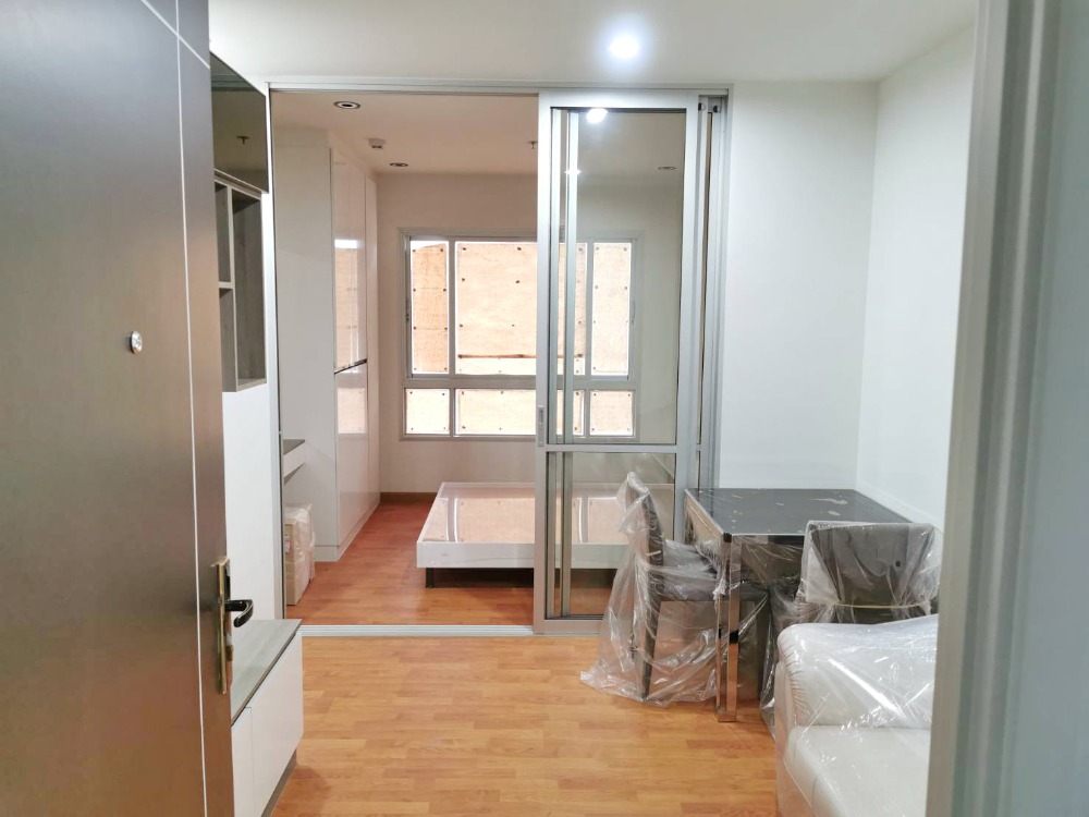 For RentCondoBang kae, Phetkasem : For rent: The President Phetkasem, brand new room, 6 month contract (next to The Mall Bang Khae)