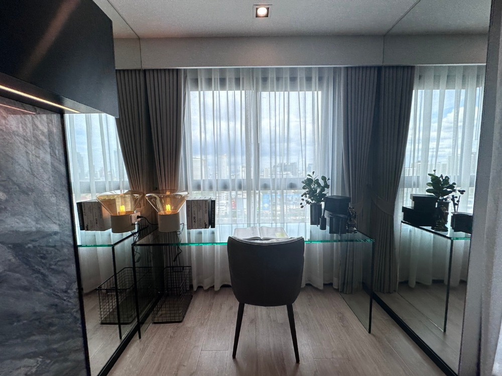 Ideo Rama 9 - Asoke ห้องใหม่ ✨ Studio 26 ตร.ม. เพียง 3.99 mb ติดต่อ 095-426-4563 (บอส) Loading...