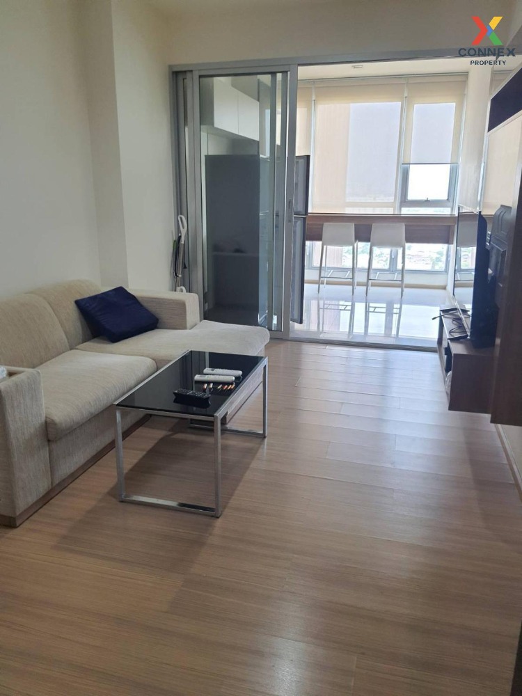 For RentCondoOnnut, Udomsuk : 🔥 Luxury condo for rent, ready to move in, high floor, beautiful view, very good price 🔥 Condo for rent, Rhythm Sukhumvit 50, next to BTS-On Nut, fully furnished.