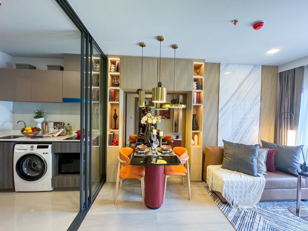 For SaleCondoLadprao, Central Ladprao : For sale 💒 Life Phahon-Lat Phrao 1 bed 35 sq m. First hand. Make an appointment to view the project. Call 093-6292247 Nat.