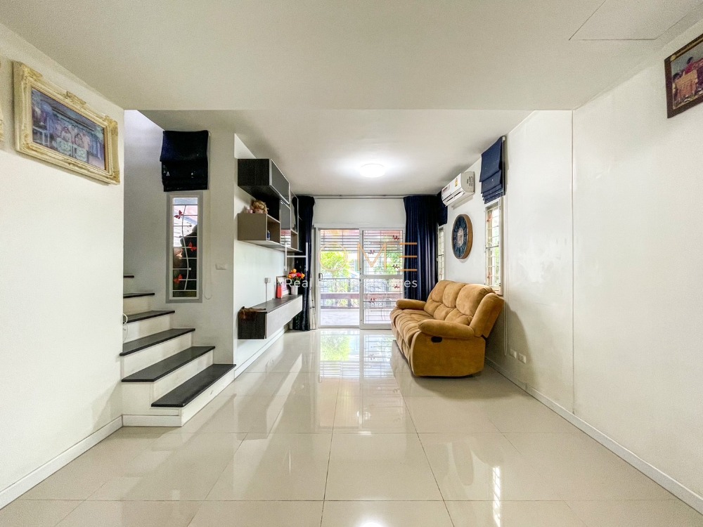 Completed addition ✨ Townhouse Baan Pruksa Leab Wari - Minburi / 3 bedrooms (for sale), Baan Pruksa Leab Wari - Minburi / Townhouse 3 Bedrooms (FOR SALE) COF522 Loading...