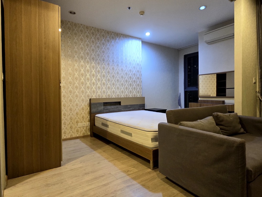 For RentCondoSiam Paragon ,Chulalongkorn,Samyan : Ideo Q Chula Samyan【𝐑𝐄𝐍𝐓】🔥Here it is, the most beautiful room, the feel of your child, warm, very nice to live in. The room is spacious, can hold a lot of things, fully furnished. Near Samyan Mitrtown🔥 Contact Line ID: @hacondo