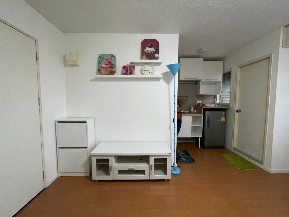 Condo for sale, Lumpini Romklao-Suvarnabhumi, furnished, ready to move in, Building B3, 6th floor, size 21.50 sq m., 1 bedroom, 1 bathroom. Loading...