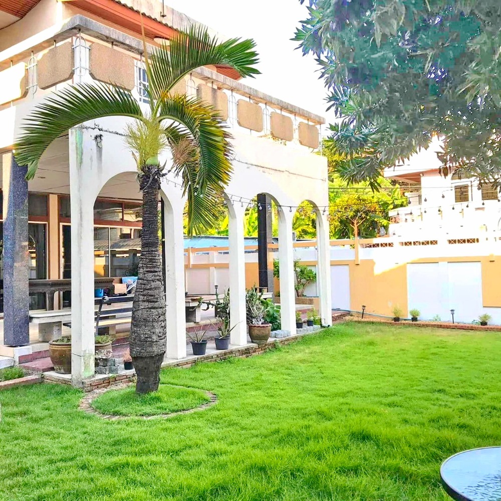 ขายบ้านสะพานควาย จตุจักร : H0328 😍 For SELL ขาย ทาวน์โฮม Townhome 2 ชั้น🚪5 ห้องนอน🚄ใกล้ BTS สะพานควาย🏢สะพานควาย Saphan Khwai🔔พื้นที่บ้าน:148ตร.วา🔔พื้นที่ใช้สอย:1,000ตร.ม.💲ขาย:35,000,000฿📞O99-5919653,O65-9423251✅LineID:@sureresidence