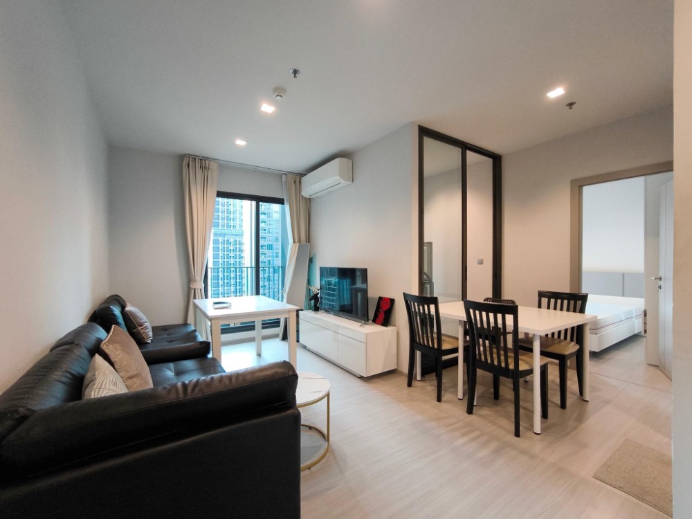 For RentCondoRama9, Petchburi, RCA : Life Asoke Rama 9, 2 Bed 2 Bath, Rent 30,000 Baht