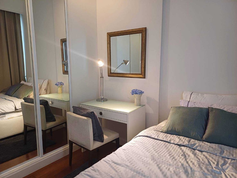 For RentCondoWitthayu, Chidlom, Langsuan, Ploenchit : [For rent] Q Langsuan: 2 bedrooms, 2 bathrooms, 72 sq m, only 79,000 baht, very beautiful room, good value, luxury condo, Soi Langsuan / near BTS Ratchadamri and BTS Chidlom / inquire about making an appointment to view the room, contact 062-362-5623