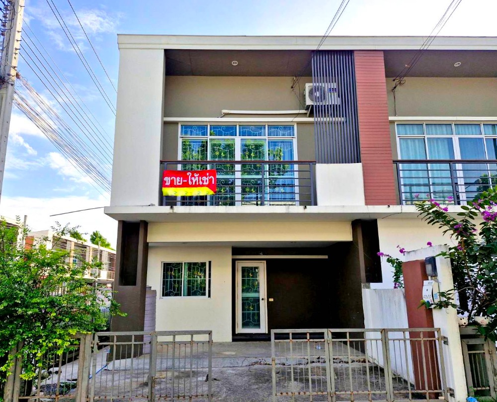 For RentTownhomeMin Buri, Romklao : Townhome for sale/rent, Pruksa Town Prive, corner unit, wide area.