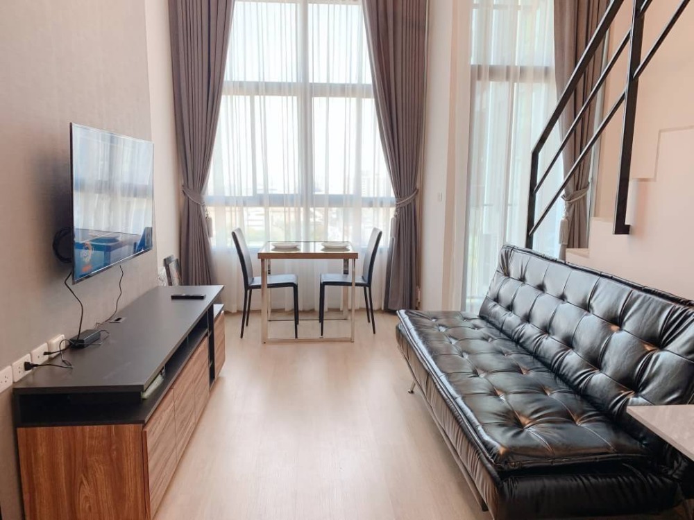 For RentCondoRama9, Petchburi, RCA : deo new rama 9duplex, beautiful room, good view, available 17/7/2024