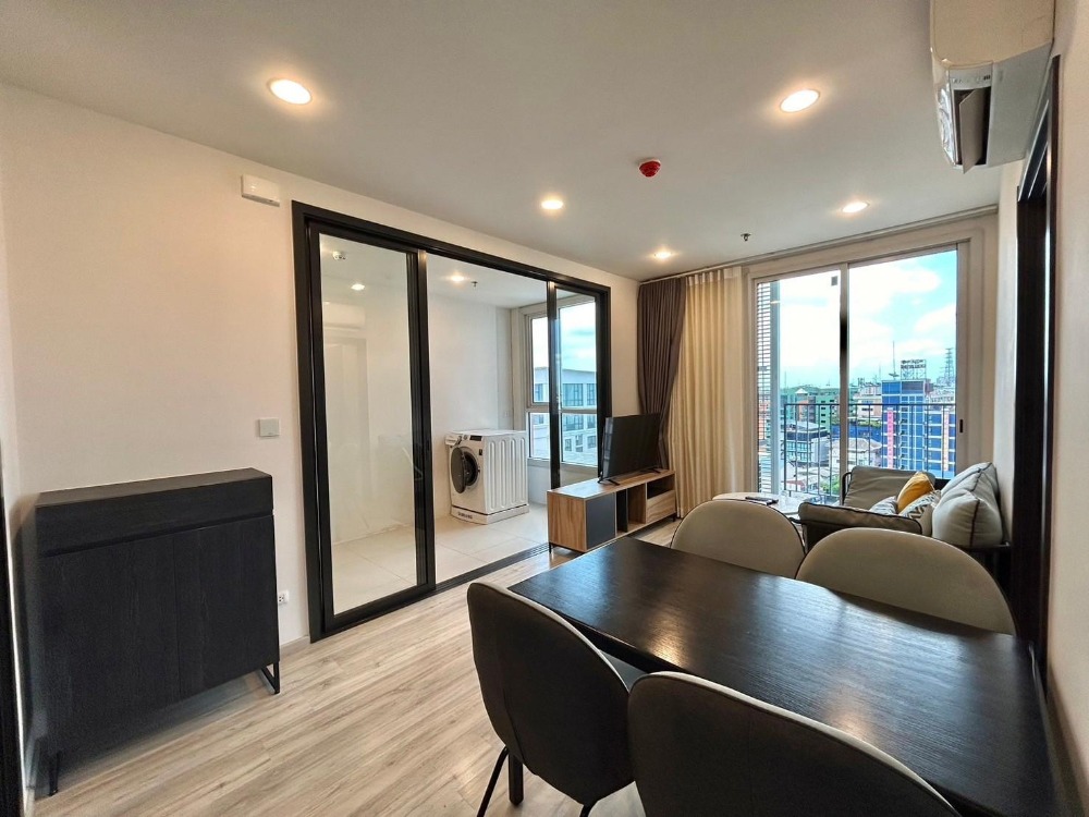 For RentCondoRatchadapisek, Huaikwang, Suttisan : XT Huaikhwang, 2 Bed 2 Bath, Rental 35,000 Baht