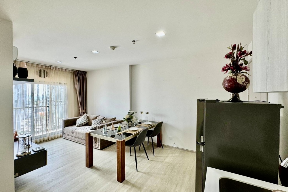 For SaleCondoOnnut, Udomsuk : Code C20240600023.......Life Sukhumvit 48 sale with tenant, 2 bedroom, 1 bathroom, high floor, furnished, Special Deal!!
