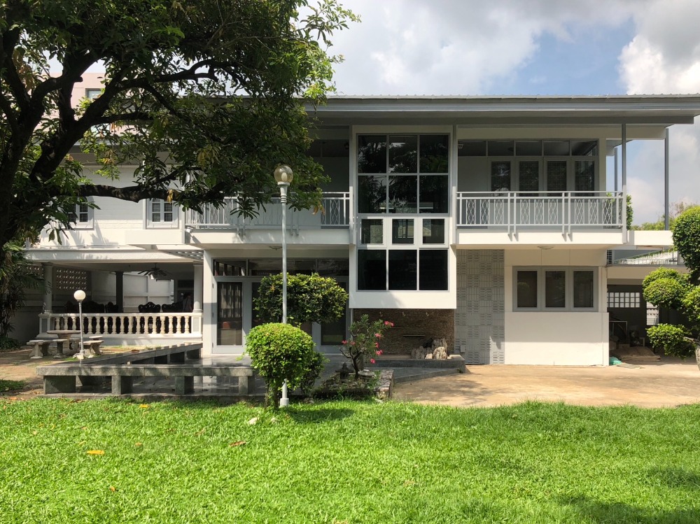 For RentHouseOnnut, Udomsuk : For rent⭐Luxury House⭐Sukhumvit 62⭐6 bedrooms⭐Near expressway