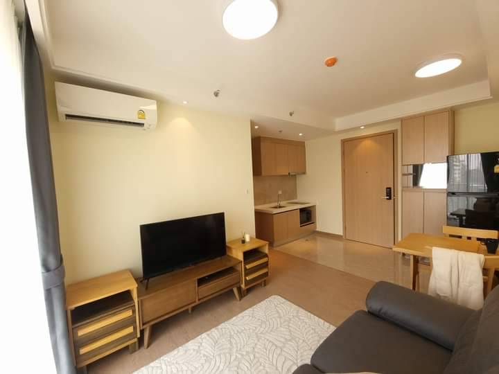 For SaleCondoSathorn, Narathiwat : S-RGST102 Condo for Sale Regal Sathorn-Narathiwat, 7th Floor Pool View 33sqm. 1 Bedroom 1 Bath 4 Million 064-959-8900