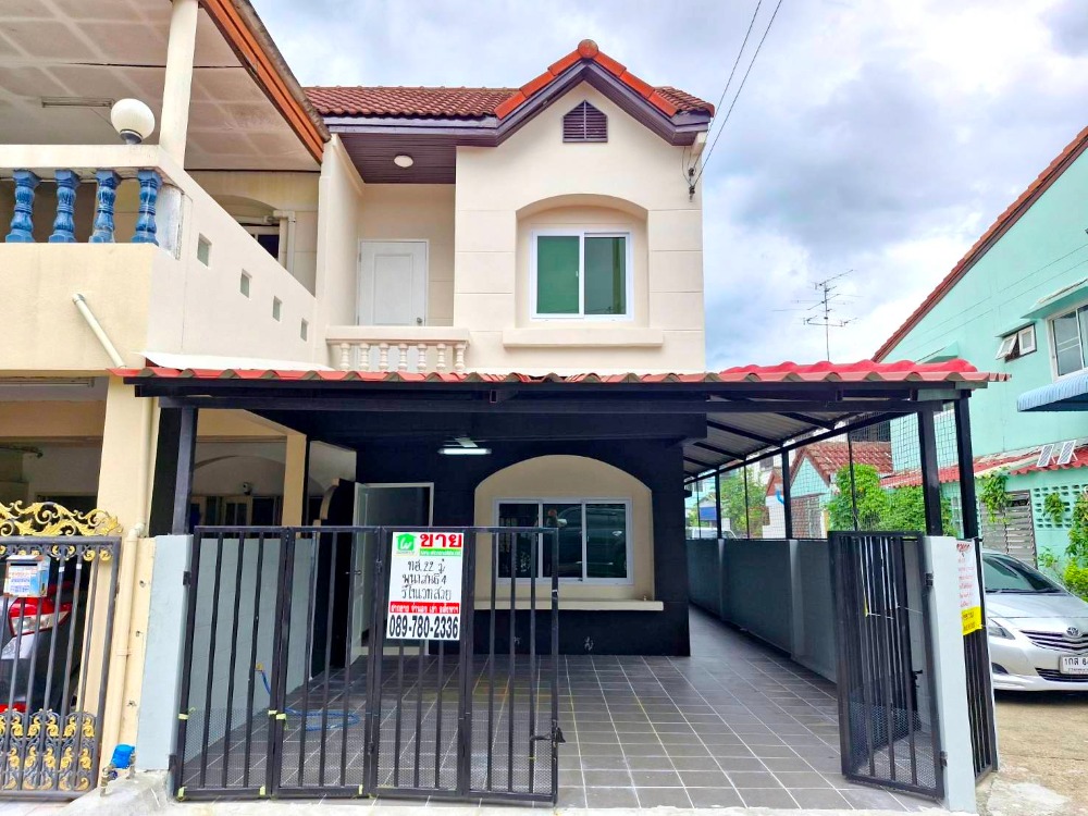 For SaleTownhomeNawamin, Ramindra : Townhouse for sale, Panasan 4, free transfer! Corner house, completely renovated, Soi Khubon 36