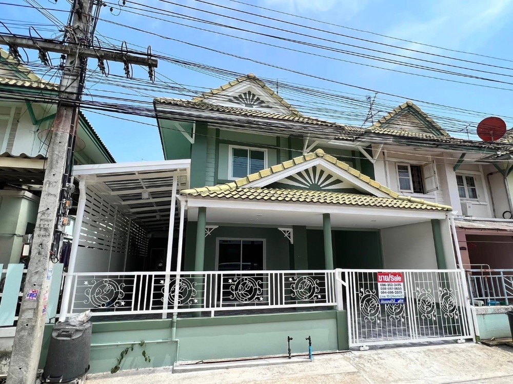 For SaleTownhomePathum Thani,Rangsit, Thammasat : Very heavily discounted