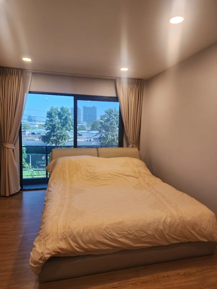 For rent detached house 3 bedrooms at Centro Bangna Luxury House near Mega Bangna Fully furnished Ready to move in Rental 100,000 THB/ Month Loading...