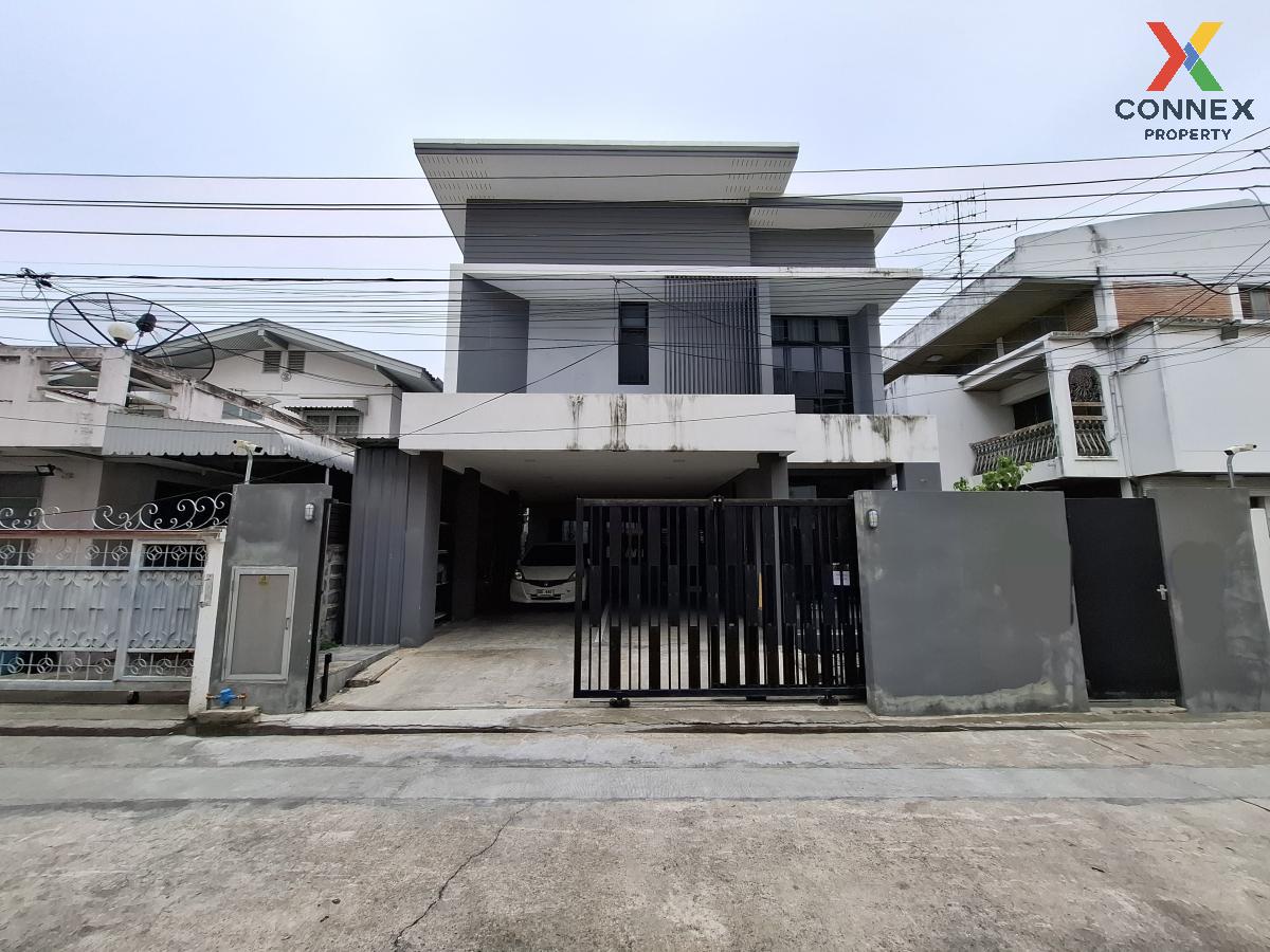 For SaleHouseChokchai 4, Ladprao 71, Ladprao 48, : For Sale Single house   Lat Phrao 41 , wide frontage , Chankasem , Chatuchak , Bangkok , CX-99371