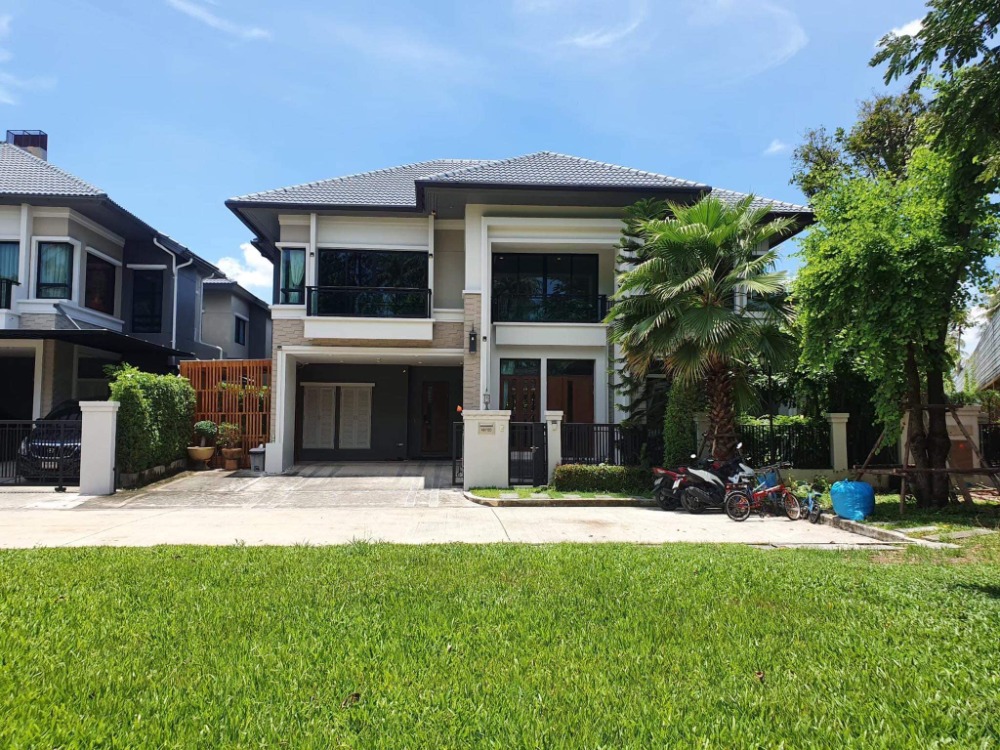 ให้เช่าบ้านเอกชัย บางบอน : For rent detached house 4 bedrooms at Grand Bangkok Boulevard Sathorn luxury house near BTS Bangwa Fully furnished Ready to move in Rental 120,000 THB/ Month