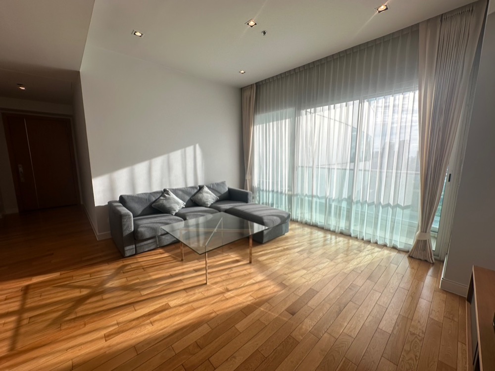 For SaleCondoSukhumvit, Asoke, Thonglor : 🔥Amazing deal 🚩 The Millenium Residence near BTS Asoke interchange 🚩 Call Now !! 🔥