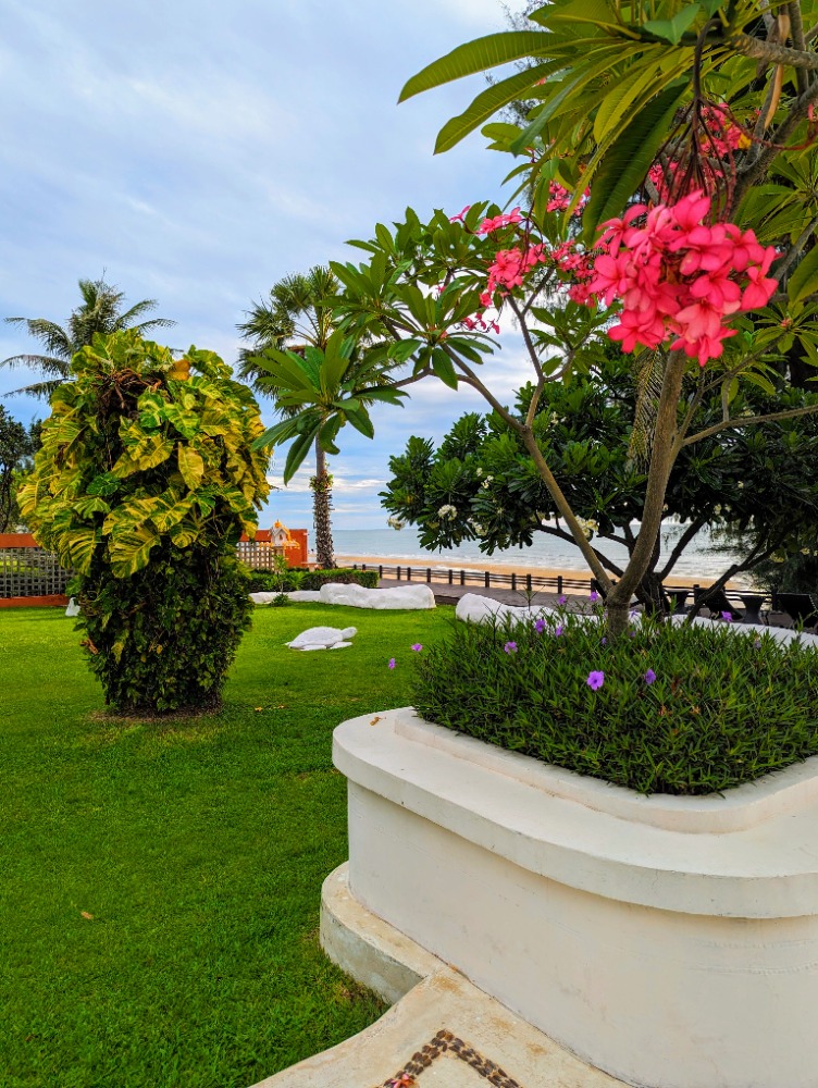 For SaleCondoHuahin, Prachuap Khiri Khan, Pran Buri : Beach Condo at Huahin khaotao sale