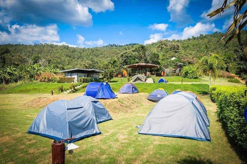 For SaleHotel&Apartment BusinessChiang Mai : Small resort for sale with rice fields, The Doi Villa (Mae Win Subdistrict, Mae Wang District, Chiang Mai Province), good weather, surrounded by mountains and rice fields. Close to nature, always have customers, ready to resume business immediately.