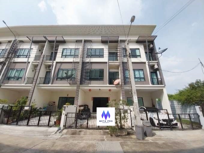 For SaleTownhomeRathburana, Suksawat : 3-story townhome for sale, Casa City Prachautid 90 / Casa City Prachautid 90