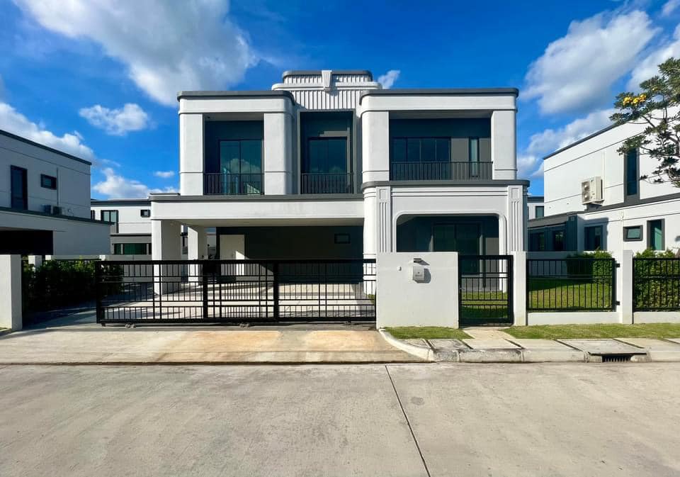 ขายบ้านนวมินทร์ รามอินทรา : โครงการ Luxury ที่ขายดีที่สุด Setthasiri Wongwaen-Chatuchot ราคาดีที่สุดในโครงการ