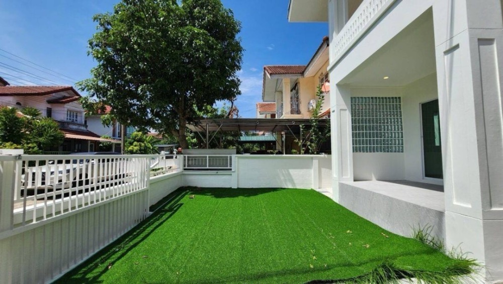 #ให้เช่าบ้านเดี่ยว 2 ชั้น หมู่บ้านทิพมาศเสรี-บางนา  ถ.บางบ่อ-คลองด่าน 3 ห้องนอน 2 ห้องน้ำ  ที่จอดรถ 2 คันในตัวบ้าน ขนาด 55 ตารางวา รีโนเวทใหม่ทั้งหลัง สไตล์มูจิ สบายตา เช่า 12,000/เดือน Loading...