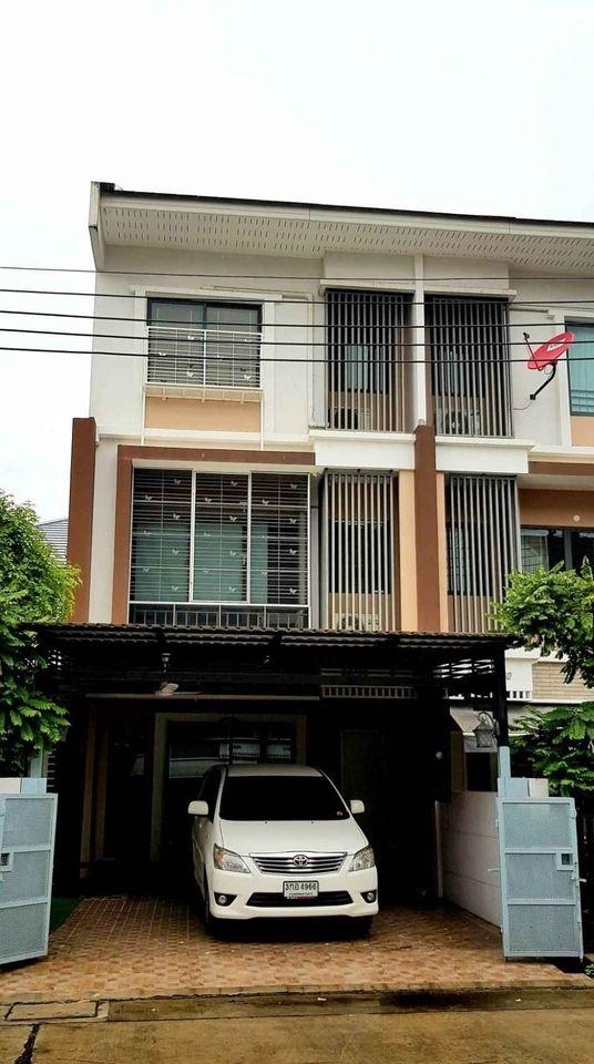 For RentTownhomeOnnut, Udomsuk : House for rent The private On Nut 36 Sukhumvit 77