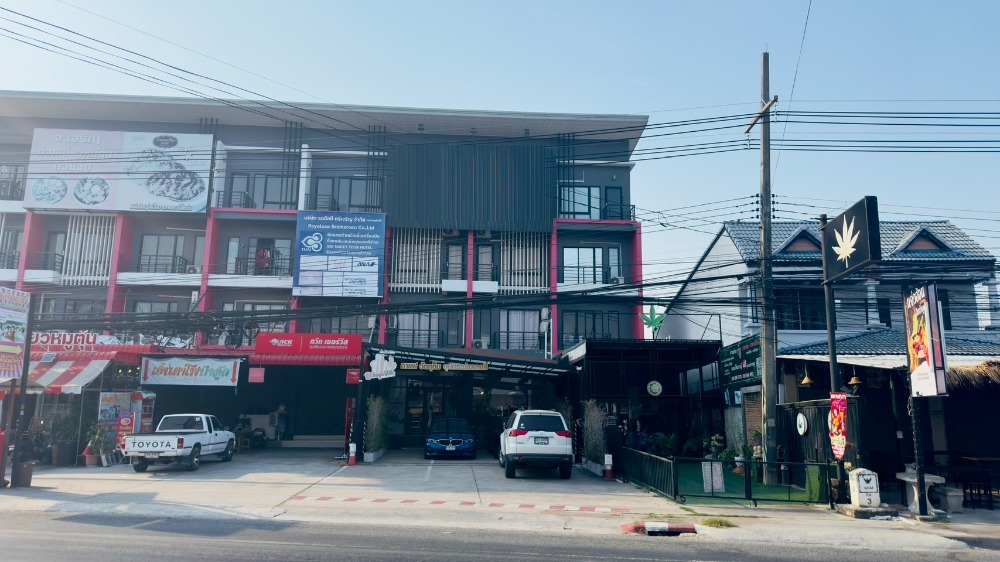 ให้เช่าอาคารพาณิชย์ศรีราชา แหลมฉบัง บ้านบึง : Commercial 2 building for rent in Sriracha 28sqw 450sqm 65,000 per month