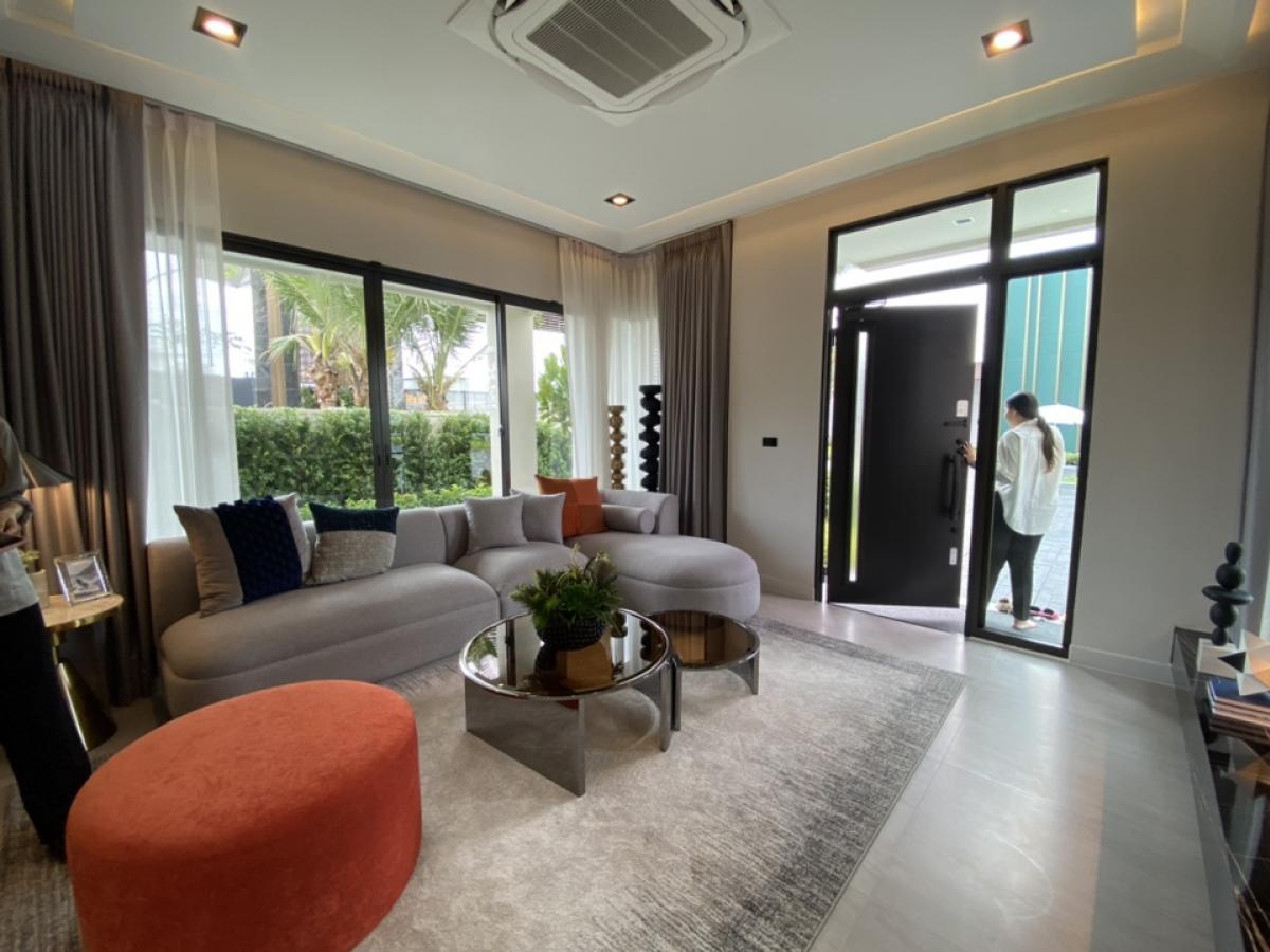 Luxury House Bangna Km.5 with the best functions Electrical pole into the ground, house for Young Successor ✨💸 Loading...