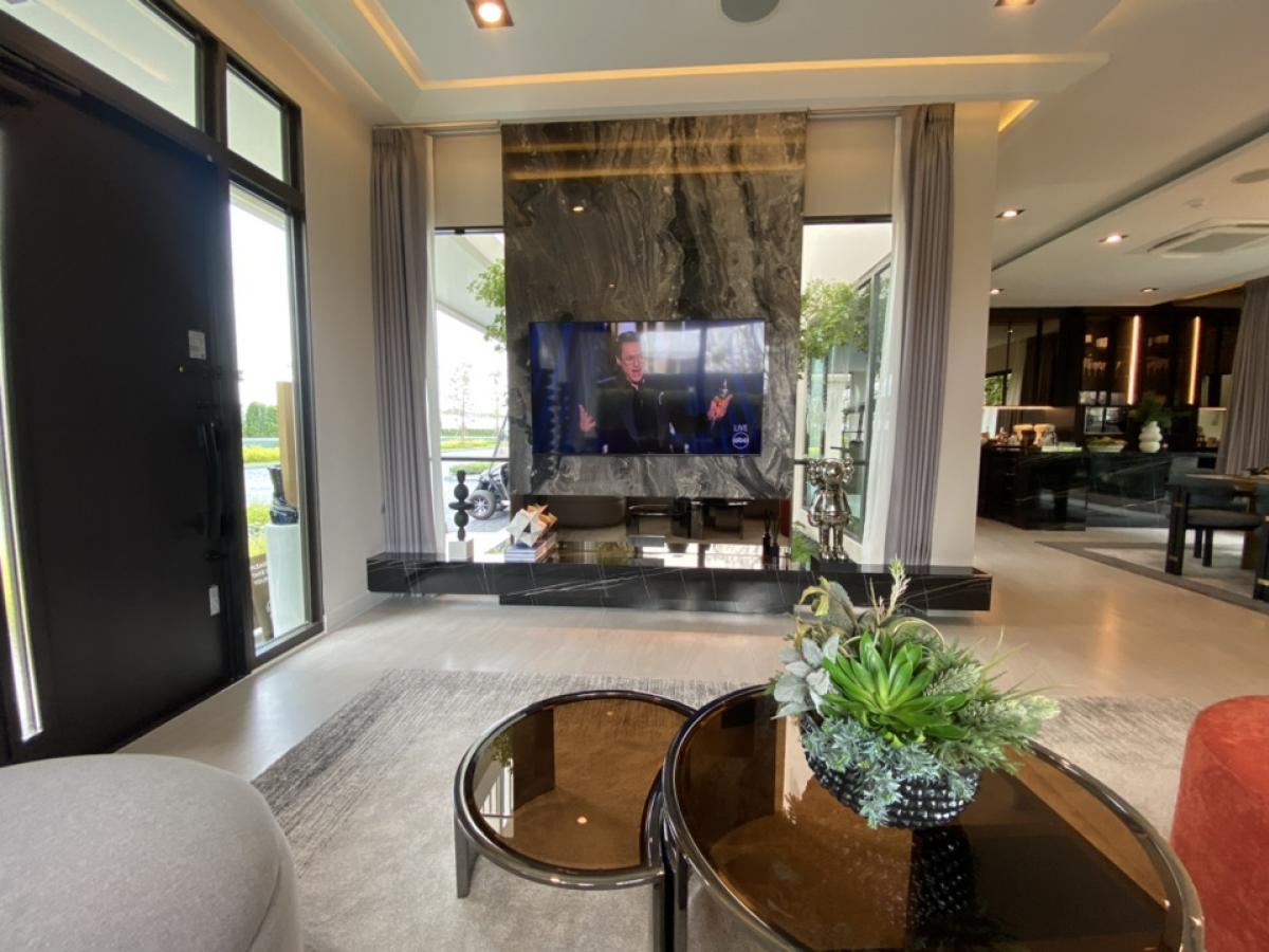 Luxury House Bangna Km.5 with the best functions Electrical pole into the ground, house for Young Successor ✨💸 Loading...