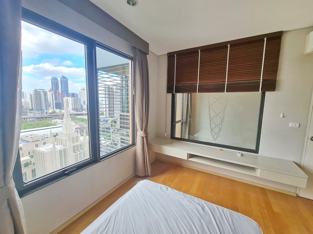 For SaleCondoRama9, Petchburi, RCA : 7342😍 For SELL Selling 1 bedroom🚄near MRT Phetchaburi 🏢Villa Asoke🔔Area: 80.00 sq m.💲Selling: 9,300,000฿📞O99-5919653,065-9423251✅LineID:@sureresidence