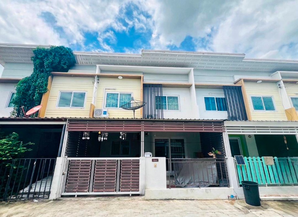 ขายทาวน์โฮมนนทบุรี บางใหญ่ บางบัวทอง : ขายทาวน์โฮม ✅ หมู่บ้าน The Modish บางบัวทอง ✅ พร้อมขายทันที คุณภัทร 093.5462979