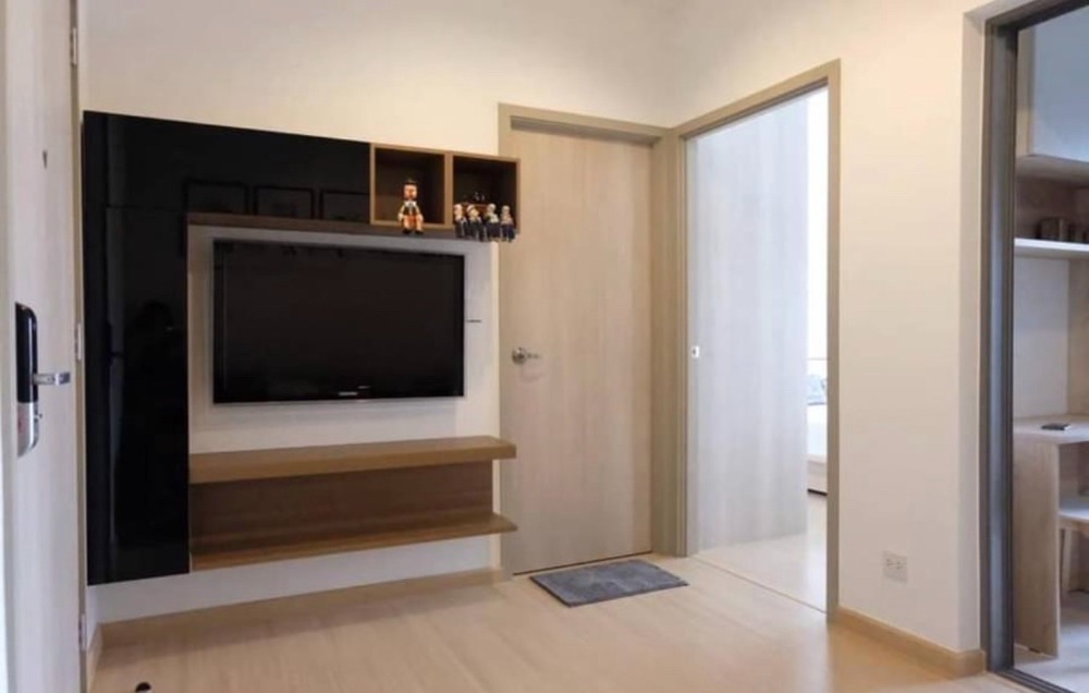 For RentCondoOnnut, Udomsuk : For rent: Whizdom Connect Sukhumvit (Whizdom Connect Sukhumvit) If interested in negotiating the price, add Line @condo168 (with @ in front as well)