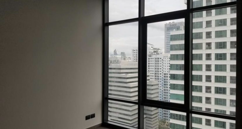 Ns: For Sale!!  The loft Asoke Loading...