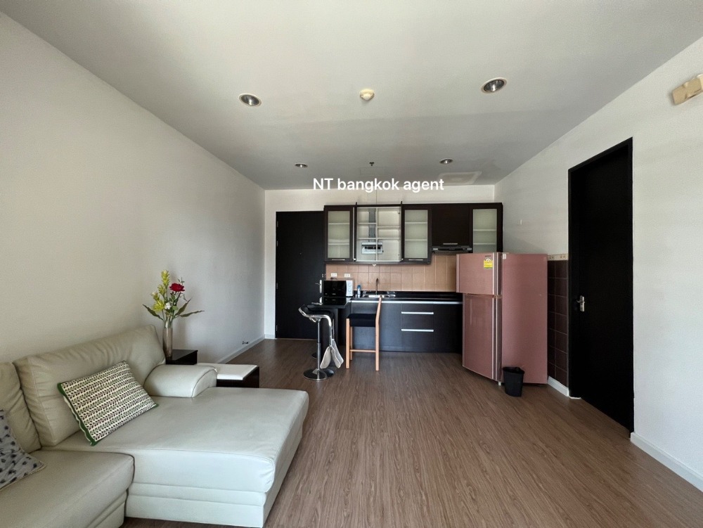 ขายคอนโดราชเทวี พญาไท : ขายด่วน Baan Klang Krung Siam-Pathumwan 1bed 1bath 55 sq.m. ห้องใหญ่ วิวโล่งๆ ขายพร้อมเฟอร์
