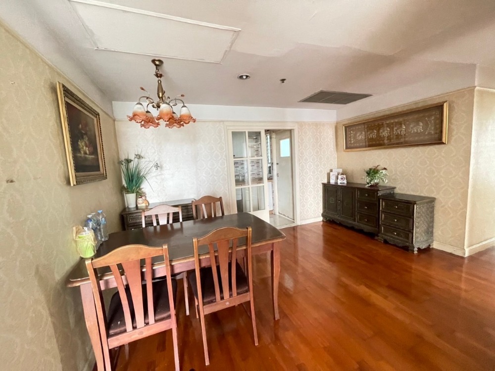 For SaleCondoRama3 (Riverside),Satupadit : 5.4 MB 3B2B 82 Sqm A Building floor 25+ call 0968516615