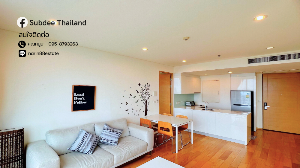 For RentCondoSathorn, Narathiwat : Luxury condo for rent in the middle of the city, The Breeze Narathiwat, new room, clean, ready to move in, high floor, city view, near Central Rama 3.