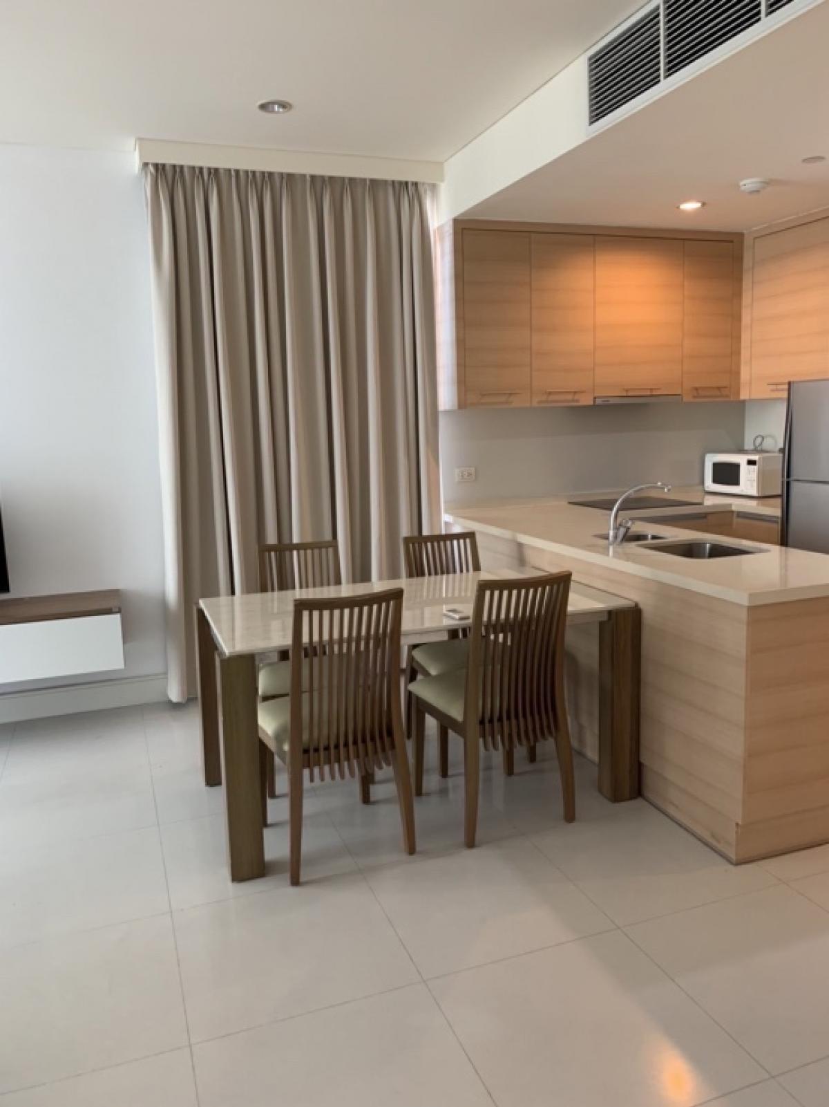 ให้เช่าคอนโดสุขุมวิท อโศก ทองหล่อ : 📢👇Available 30/3/25 Petfriendly in Em district area, fully furnished