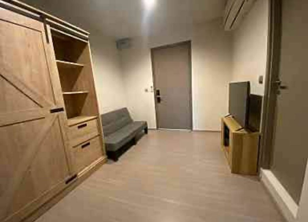 For RentCondoRama9, Petchburi, RCA : (for rent) Life Asoke Hype 300 meters from MRT Rama 9