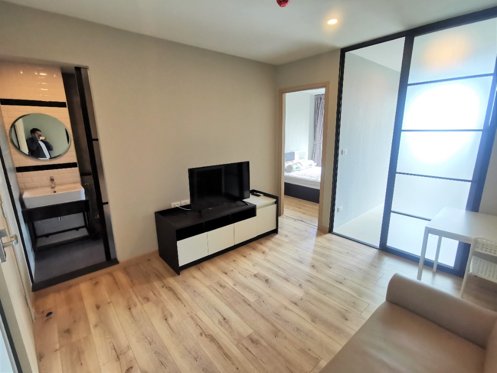 For RentCondoPinklao, Charansanitwong : (Ready to Move !! ) ✅️ 1 Bedroom 35 sqm. Brix Condo Charan Sanitwong, MRT, Sirindhorn Station, Bang Phlat Junction (Sang Hi)  