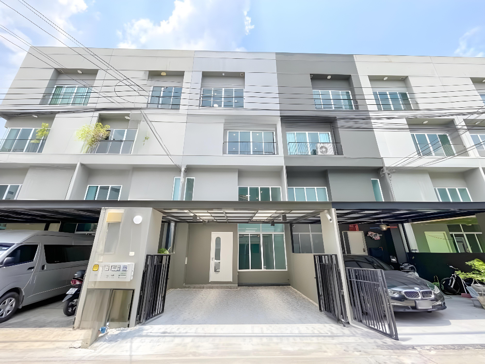 For SaleTownhomeChaengwatana, Muangthong : Patio Chaengwattana (Mueang Thong) / 4 Bedrooms (SALE), Patio Chaengwattana (Mueang Thong) / 4 Bedrooms (SALE) GAMET497