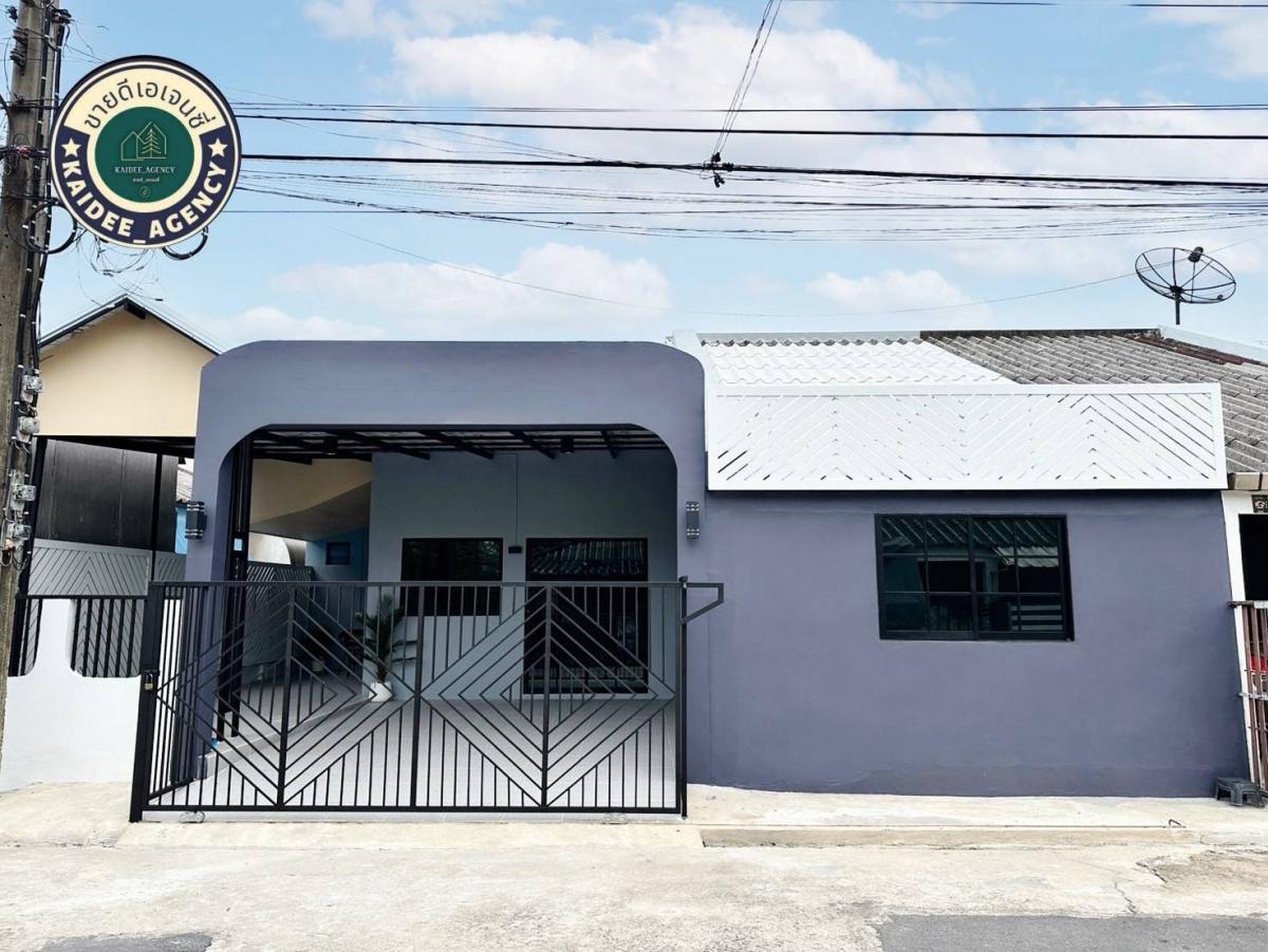 ขายบ้านนวมินทร์ รามอินทรา : บ้านแฝดชั้นเดียว หมู่บ้านเพชรอนันต์ กาญจนาภิเษก 7/1 เลียบคลองสอง หทัยราษฎร์ พระยาสุเรนทร์ คู้บอน รามอินทรา มีนบุรี นิมิตใหม่ วัชรพล สายไหม ร่มเกล้า สวนสยาม คลองสามวา สุวินทวงศ์ ตลาดจตุจักรสอง แฟชั่นไอส์แลนด์ รถไฟฟ้าสายสีชมพู ซาฟารีเวิลด์ หทัยมิตร คันนายาว