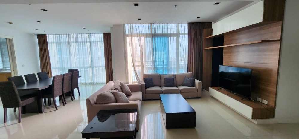 ให้เช่าคอนโดวิทยุ ชิดลม หลังสวน : LTHC10678–Athenee Residence FOR RENT 3 beds 3 baths size 209 Sq.m. Near BTS Phloen Chit Station ONLY 180k/month