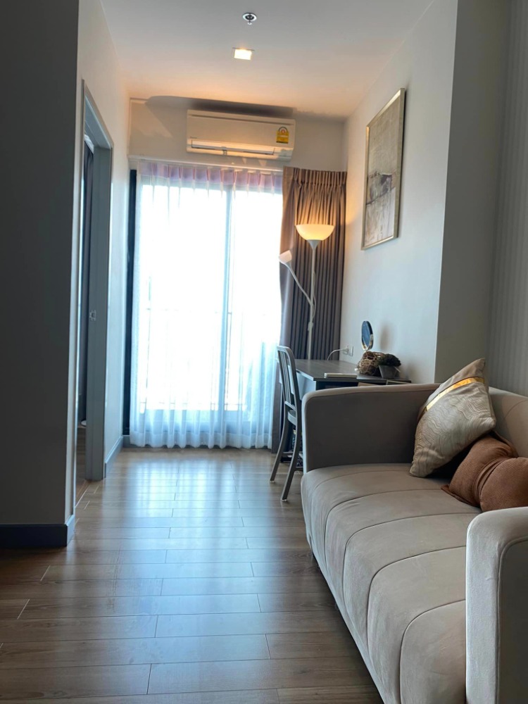 For RentCondoLadprao, Central Ladprao : 👑 Chapter One Midtown Ladprao 24 👑 1 bedroom, 1 bathroom, 26th floor, beautiful view, very beautifully decorated room, very comfortable, complete with electrical appliances.