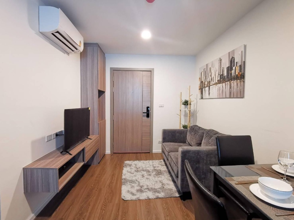 For RentCondoNawamin, Ramindra : New room! The Origin Ramintra 83 Station, fully furnished, has a washing machine. Near the BTS, ready to move in