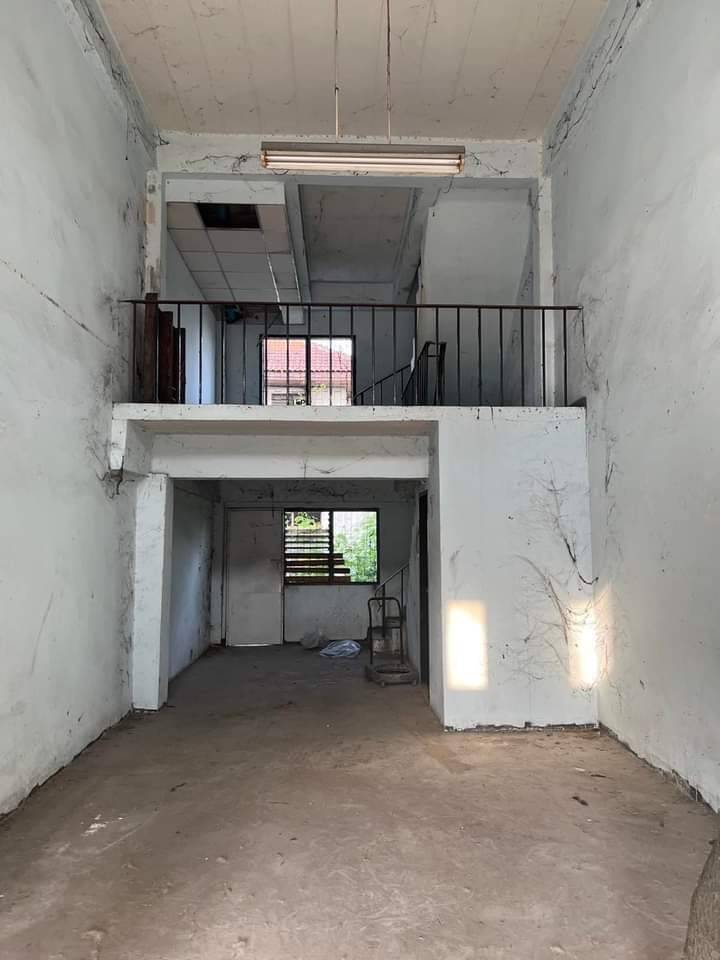 For SaleShop HouseMin Buri, Romklao : S-ORRK101 Commercial building for sale, Romklao Road 25/3, size 60 sq m, 3 and a half floors, usable area 240 sq m, 18 million 064-959-8900