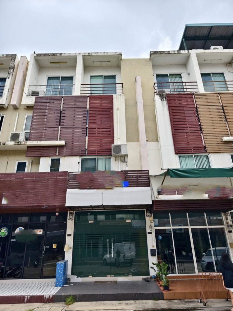 ให้เช่าทาวน์โฮมสาทร นราธิวาส : HR1778ให้เช่าทาวน์โฮม 3 ชั้น โครงการ ธนาพัฒน์ 360 พระราม 3 - นราธิวาส เดินทางสะดวก