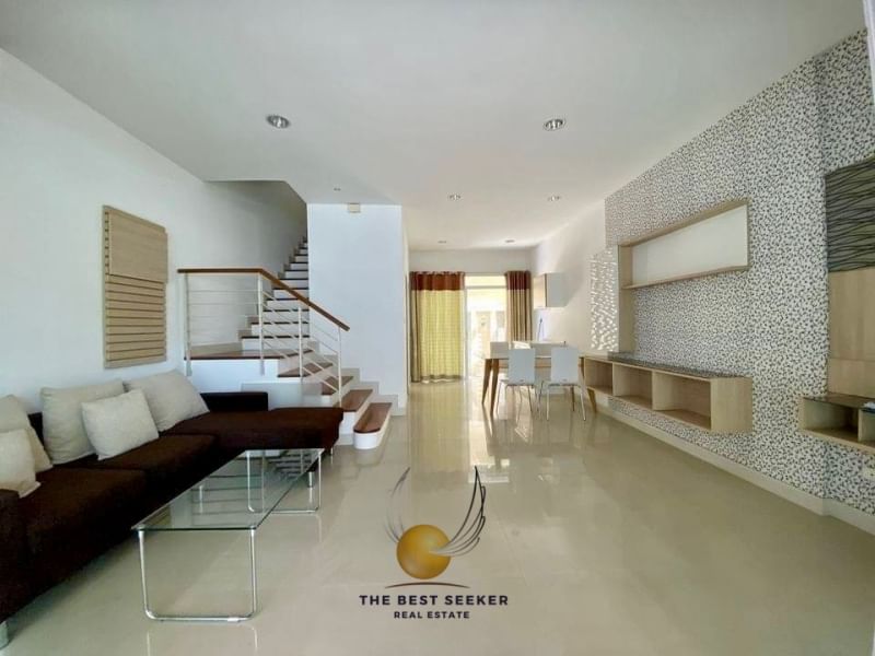 For RentTownhomeThaphra, Talat Phlu, Wutthakat : Baan Klang Muang Sathorn-Taksin 1 Urbanion