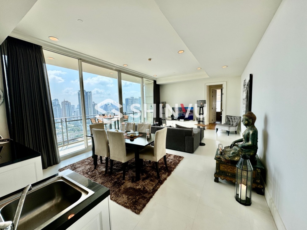 For SaleCondoSukhumvit, Asoke, Thonglor : Sale price at 22.7m Baht for Type 1 Bedroom..!!! ✨ Royce Private Residences ✨ at Asoke area [SHN00299]